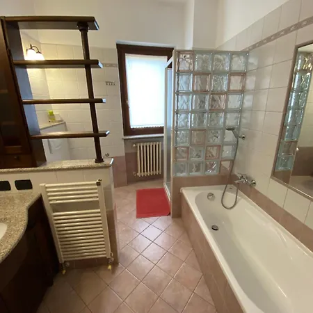 Il Cortile Di Adele Appartement Castelletto sopra Ticino